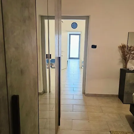 Apartament Anna's House Near Airport *